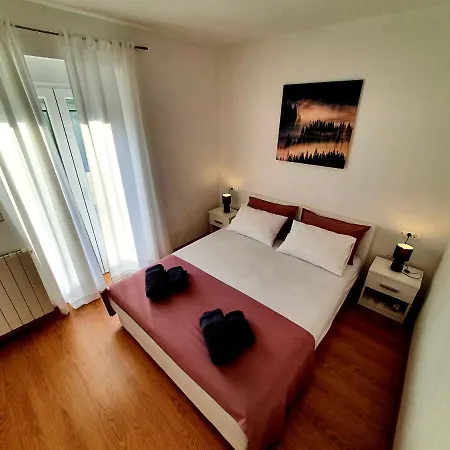 Luxury With Swimming Pool A&n Ruzic