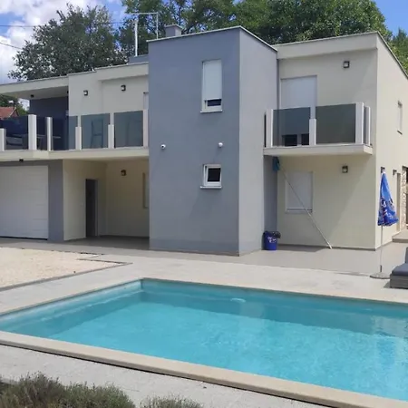Luxury With Swimming Pool A&n Villa Ruzic